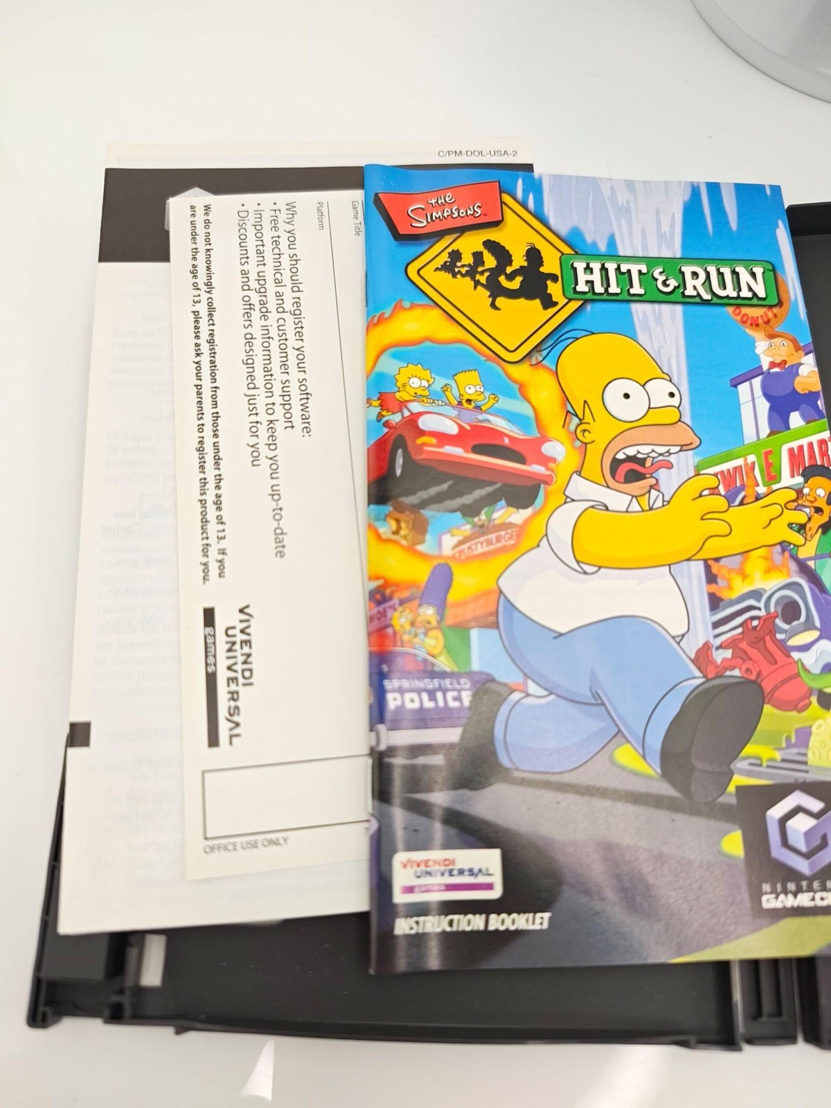 The Simpsons Hit & Run Nintendo GameCube Game CIB T Vivendi 2003 NTSC-U/C USA
