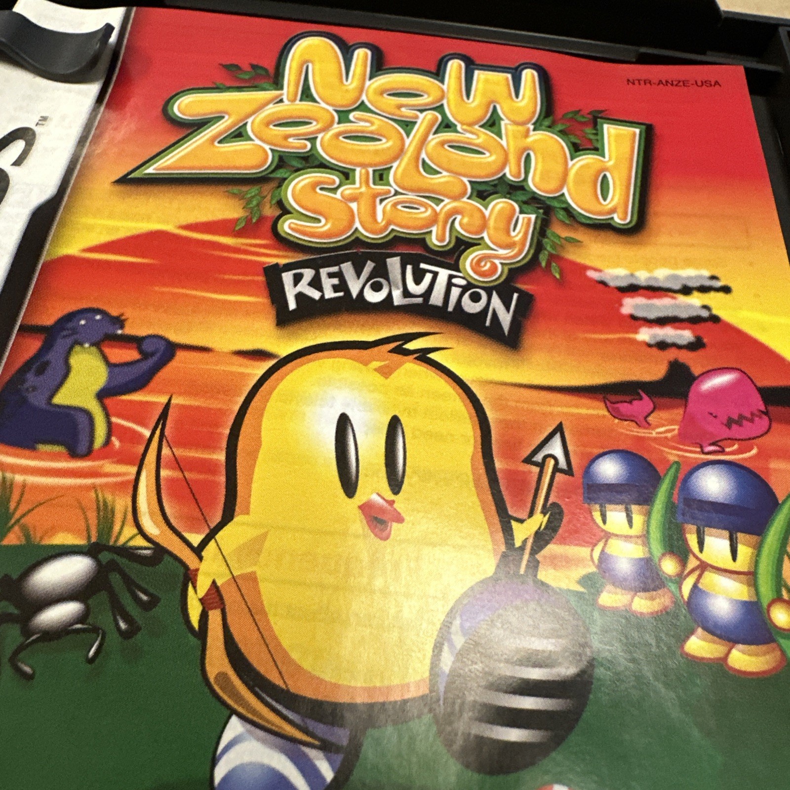 New Zealand Story Revolution Nintendo DS Complete W/ Manual & Poster CIB Mint