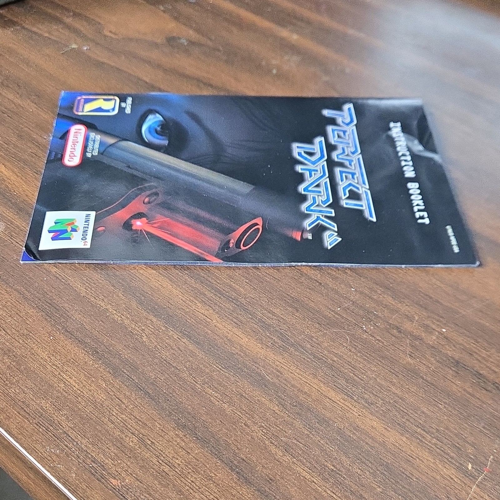 Rareware Perfect Dark (Nintendo 64) w/ Box & Manual Shooter M NTSC-U/C