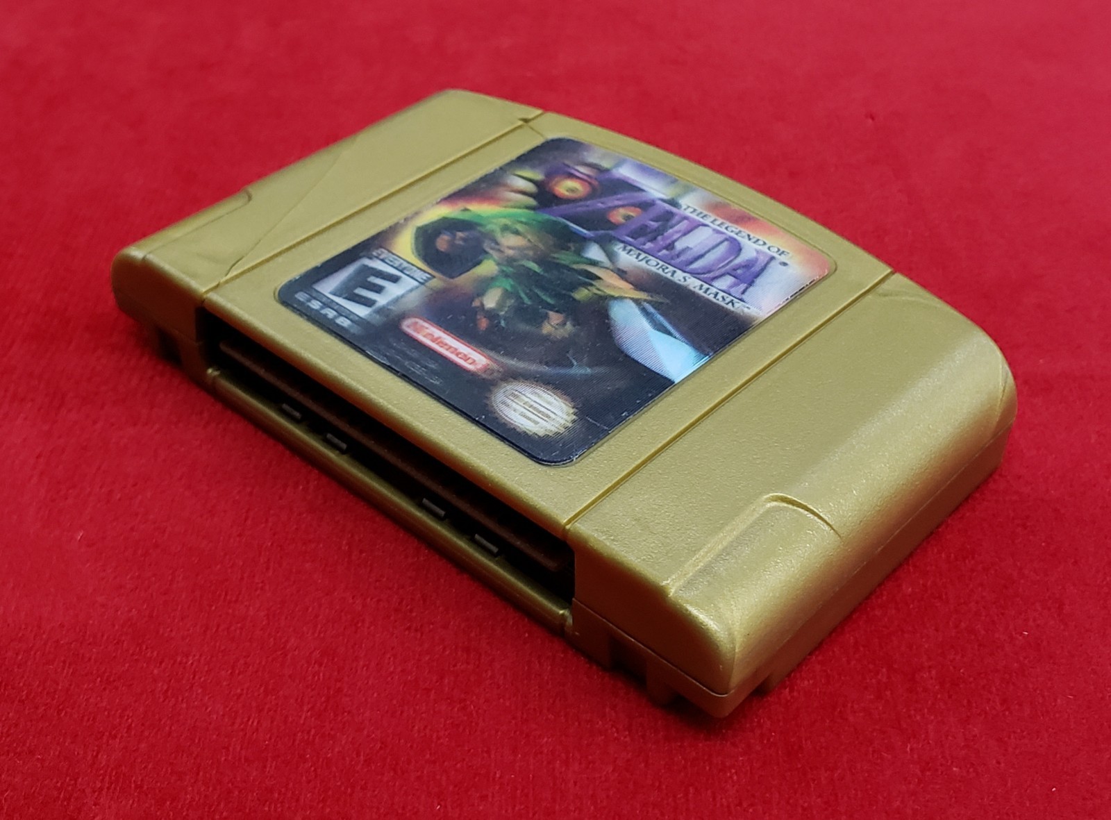 Legend of Zelda Majora’s Mask (Nintendo 64, N64 2000) Holographic – Broken Case