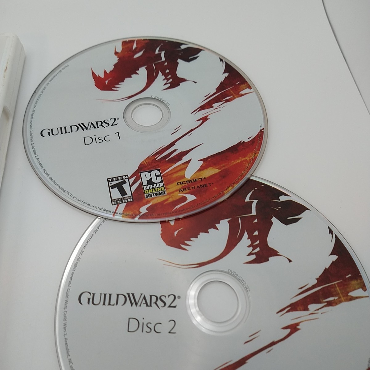 Guild Wars 2 (PC, 2012) Windows XP – 2 Disc and Case, NO Manual or Codes