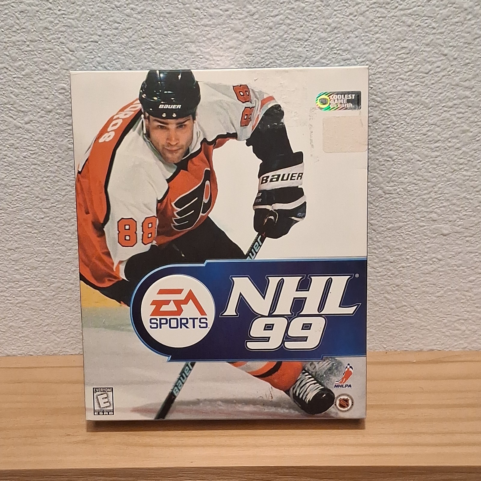 NHL 99 EA Sports PC CD-ROM Hockey Game 1996 Windows 95 & 98