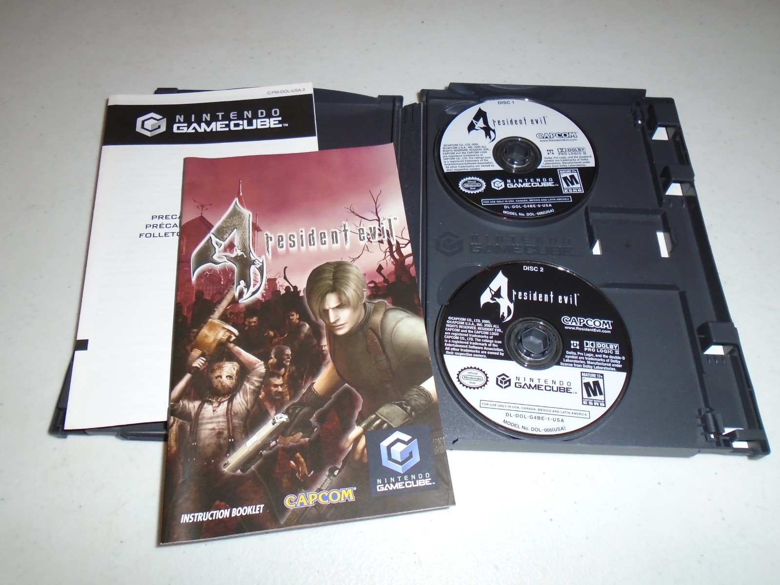 Resident Evil 4 by Capcom (2-Disc game!) ☆☆ Complete Nintendo GameCube