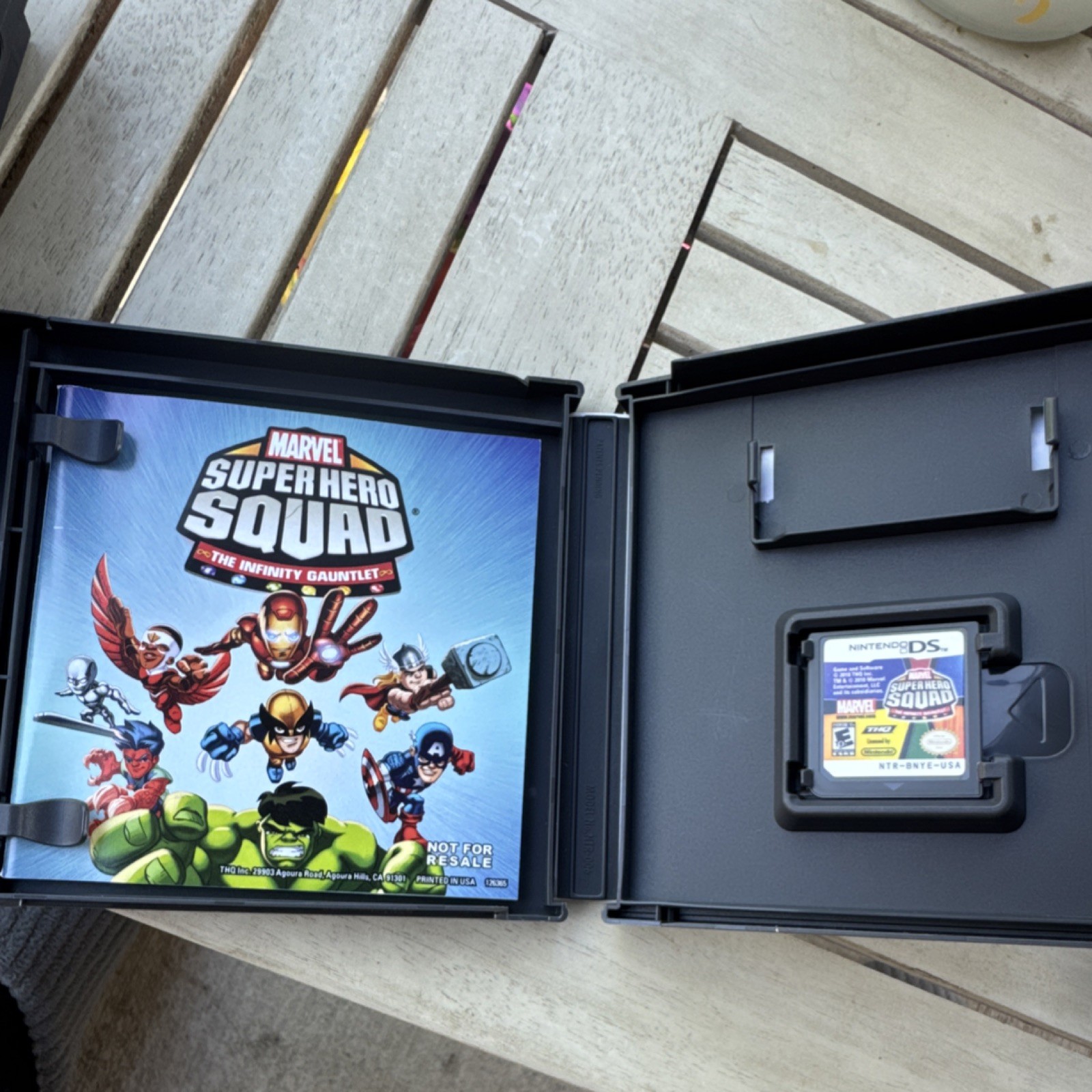 THQ Marvel Super Hero Squad Infinity Gauntlet Nintendo DS 2010 E10+ NTSC Manual