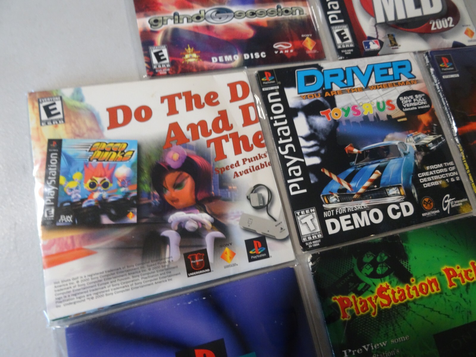 Lot OF 8 – Playstation 1 PS1 Magazine Demo Discs Underground . CIB ALL COVERS