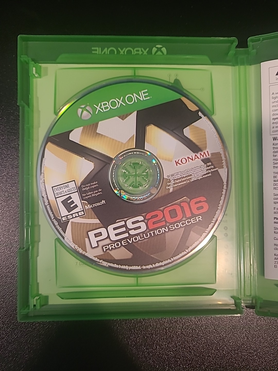 PES Pro Evolution Soccer 2016 xbox one (20 Anniversary) Clean Disc