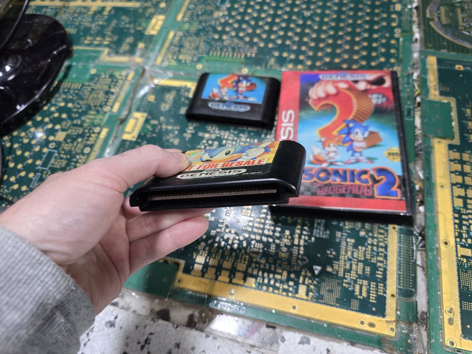 Sonic the Hedgehog 2 Sega Genesis x 2 & Original-UNTESTED- 1-CASE w/MANUAL-SEE