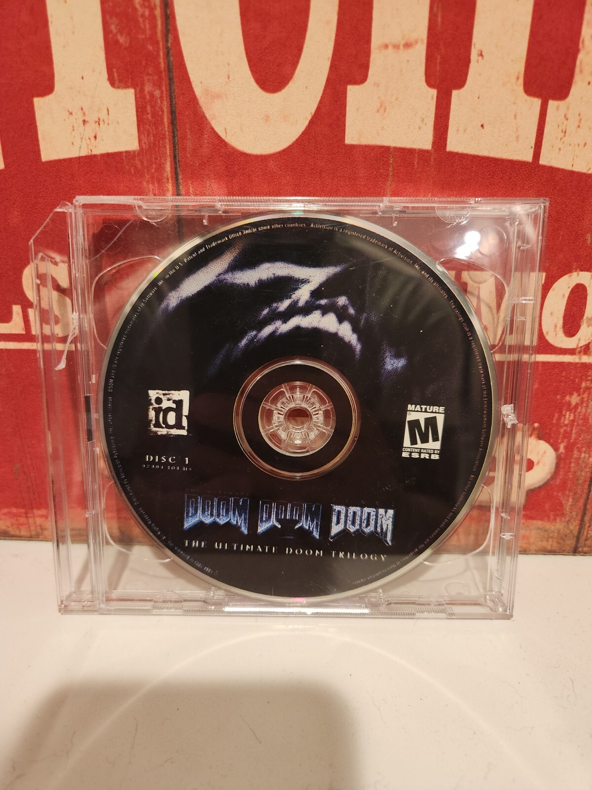 The Ultimate Doom Trilogy Collectors Edition (PC, 2003)