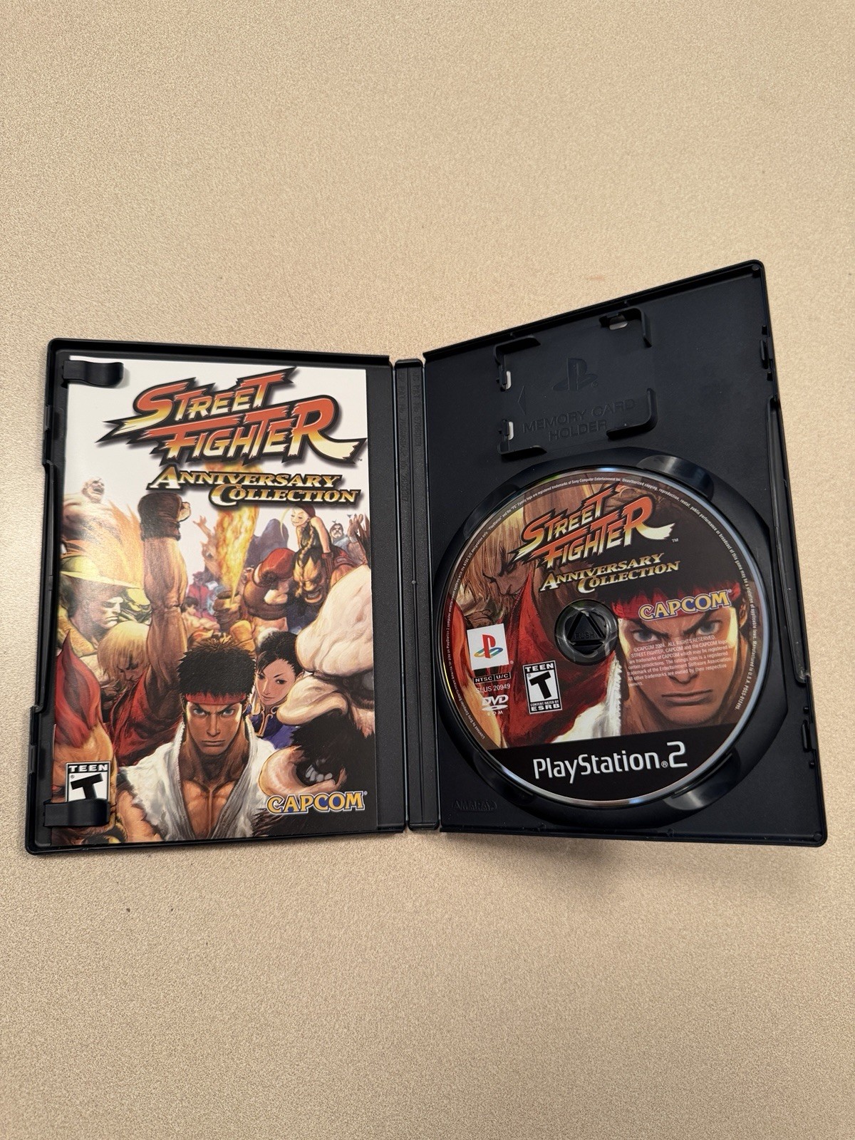 Street Fighter Anniversary Collection (Sony PlayStation 2, 2004)