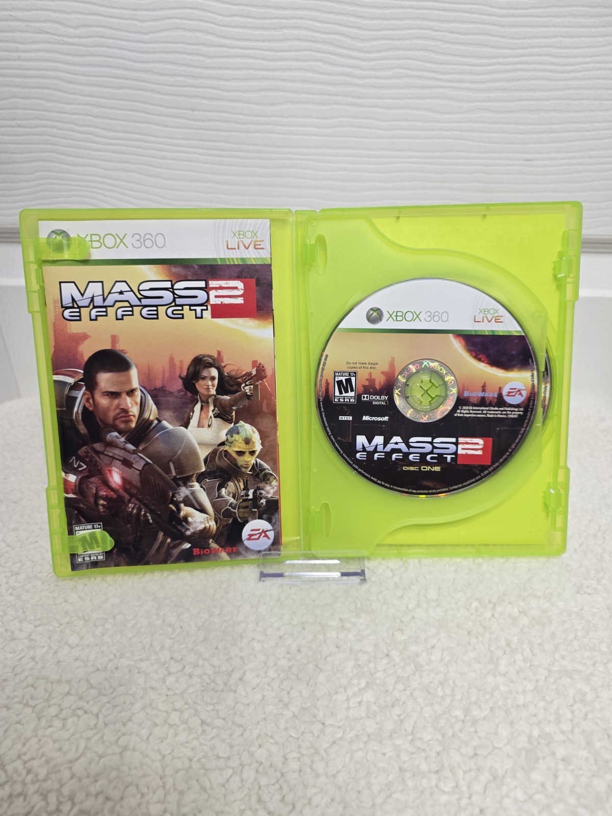 Mass Effect 2 (Microsoft Xbox 360) CIB Complete Tested