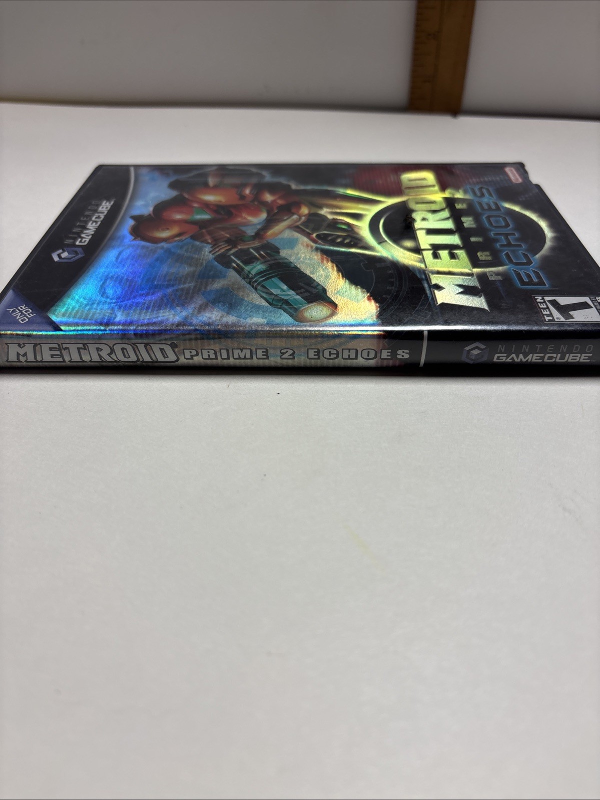 Metroid Prime 2 Echoes (Nintendo GameCube 2004) CIB Complete w/ Manual, Reg Card