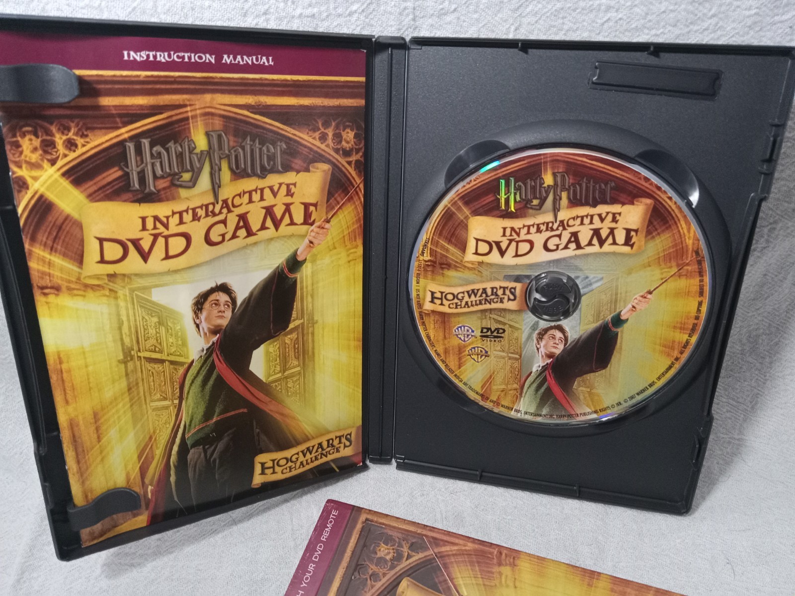 Harry Potter Hogwarts Challenge Interactive DVD Game CIB W/ Slipcover Manual