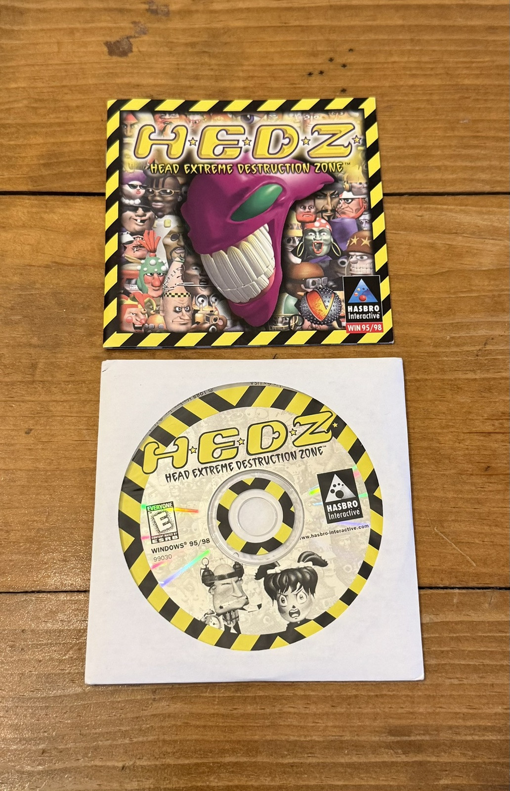 Action Game Pack Hasbro PC CD-ROM Frogger Hedz Worms 2 Beast Wars Triple Play 97