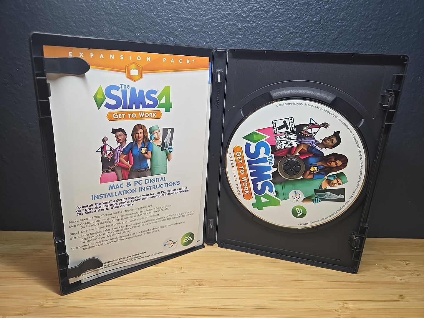 The Sims 4 Get To Work Expansion pack. Windows & Mac DVD-Rom