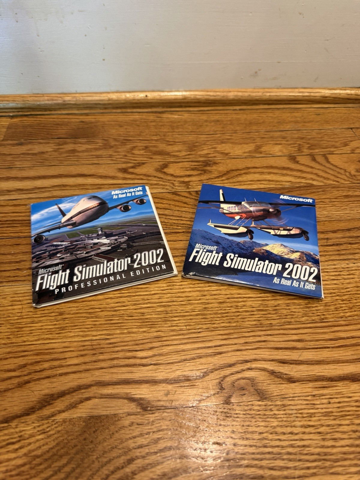 Microsoft Flight Simulator 2002 As Real As It Gets + Professional Edition CD Lot