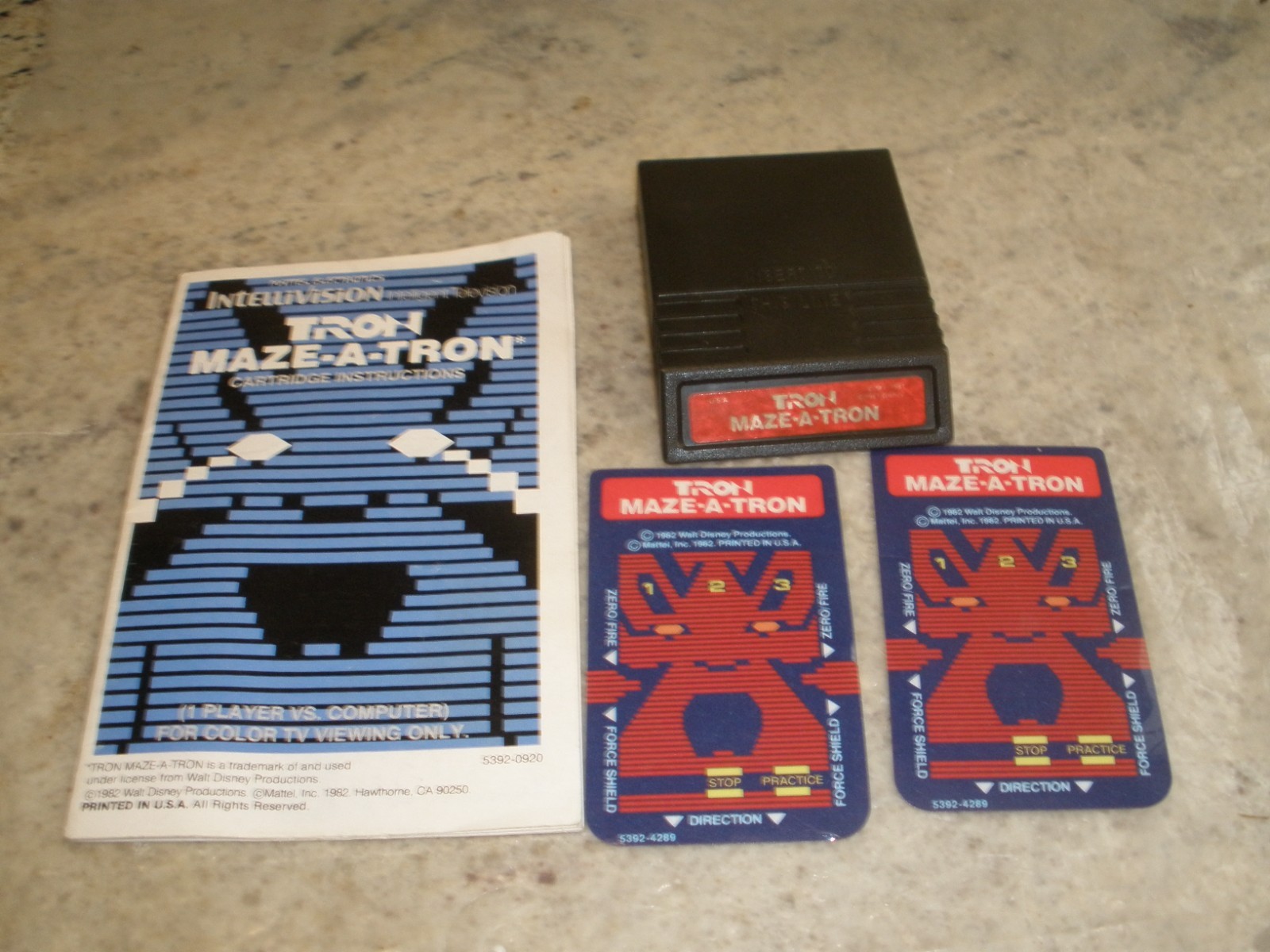 HUGE LOT OF VINTAGE INTELLIVISION GAMES, MANUALS, OVERLAYS (UNTESTED)