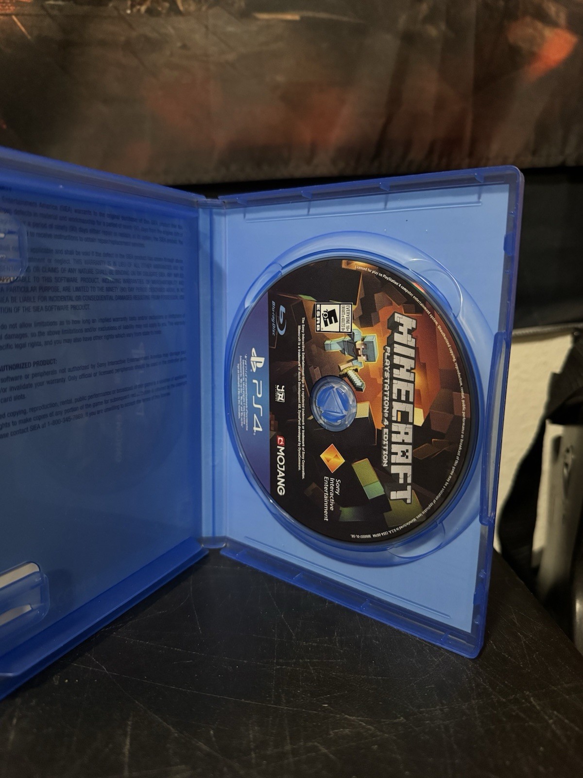 Mojang Minecraft: PlayStation 4 Edition PS4 Multiplayer Online Split Screen