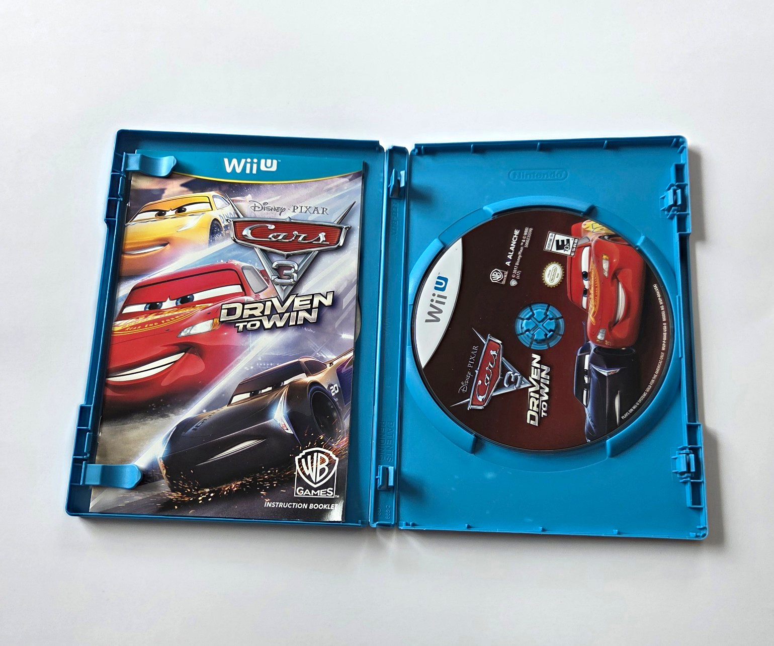 WB Games Cars 3: Driven to Win Nintendo Wii U Manual Multiplayer E10+ NTSC 2017