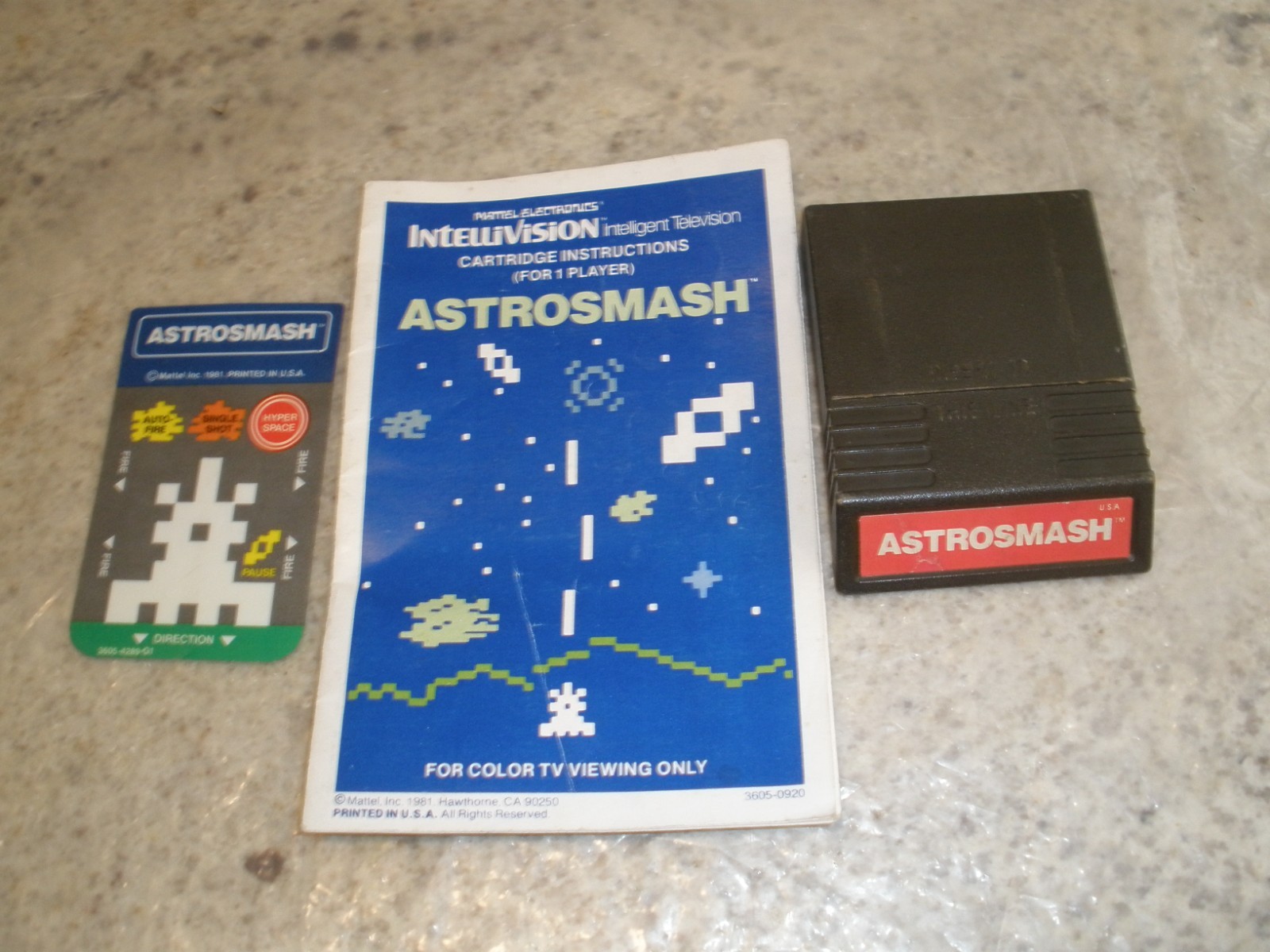 HUGE LOT OF VINTAGE INTELLIVISION GAMES, MANUALS, OVERLAYS (UNTESTED)