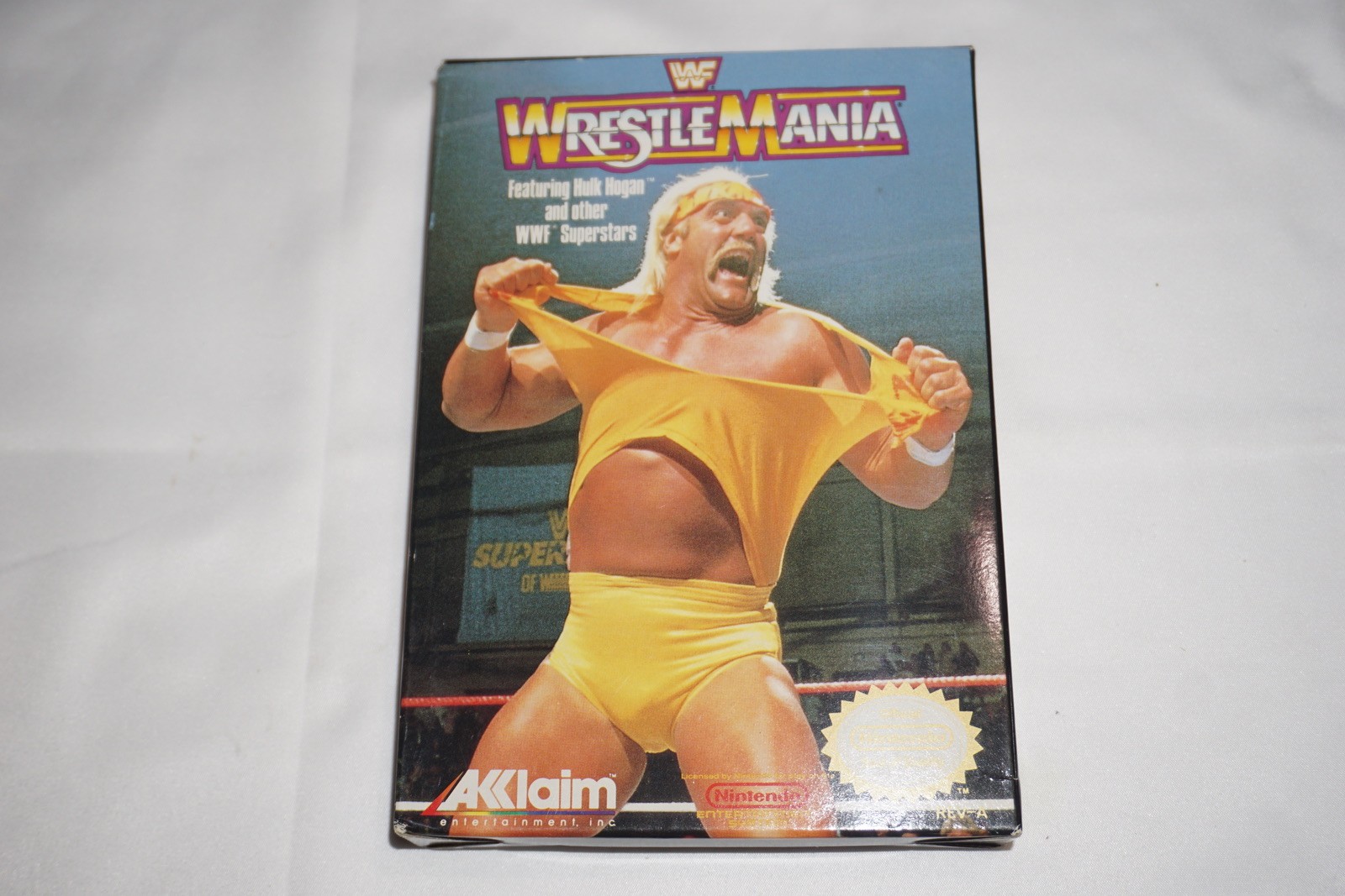 Wrestlemania WWF WWE (Nintendo NES) Complete in Box CIB