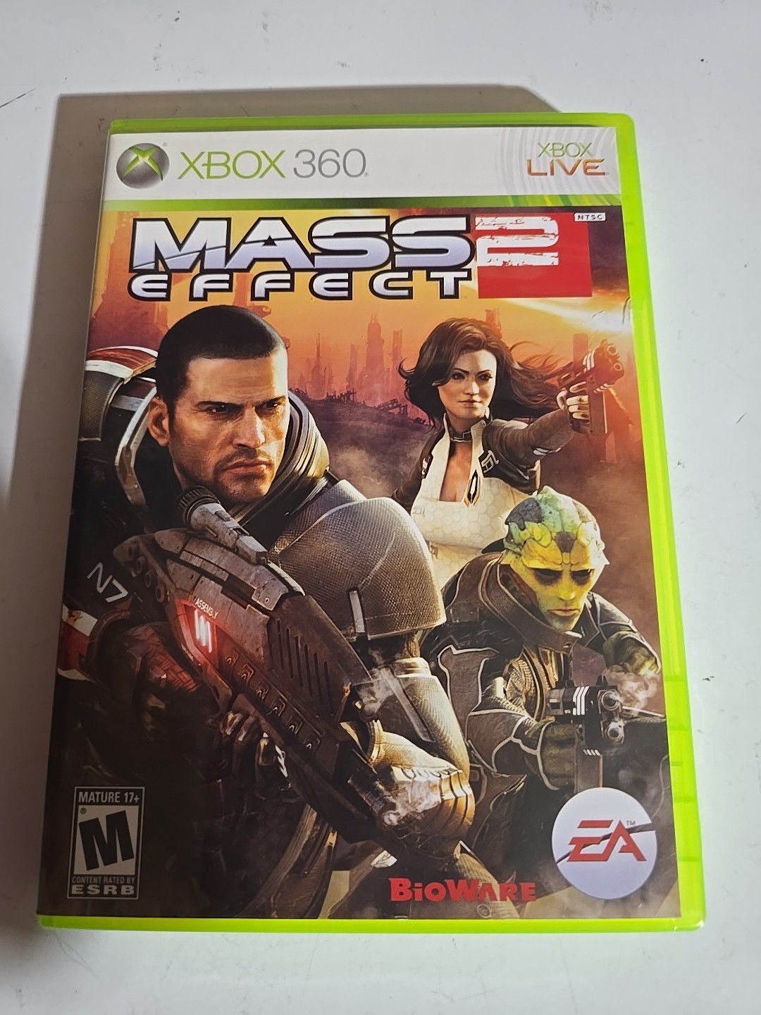 Mass Effect 2 (Microsoft Xbox 360, 2010)
