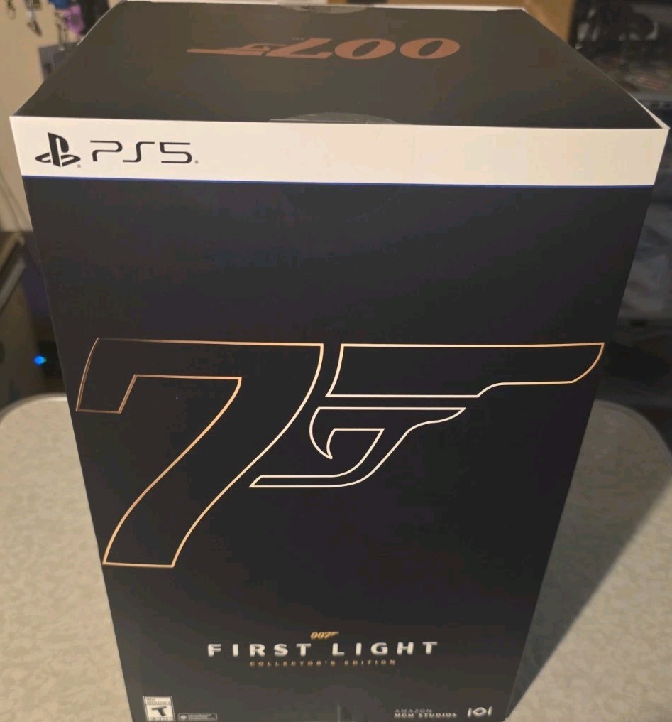007: First Light Collector’s Edition PlayStation PS5 Factory Sealed In Hand