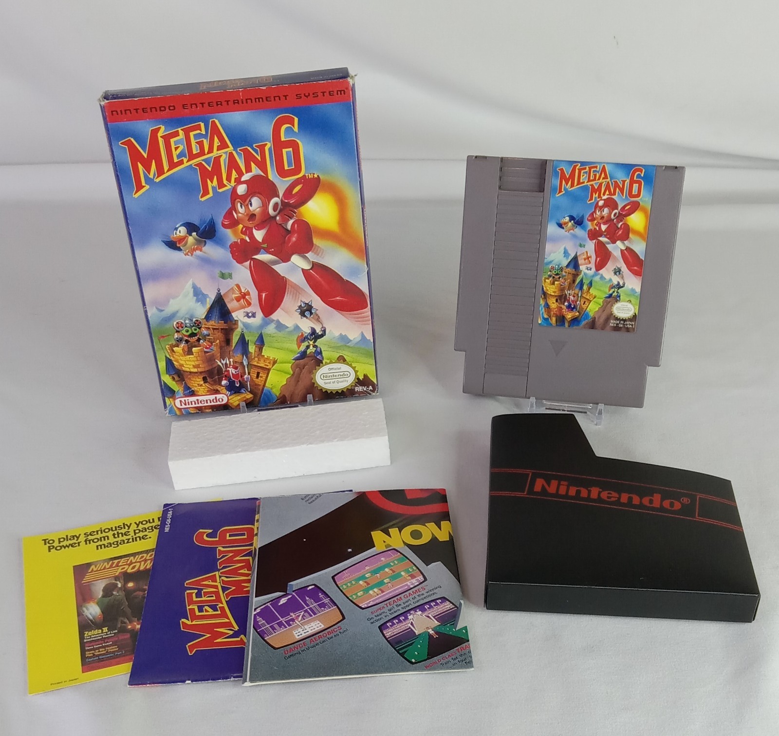 Mega Man 6 Nintendo Entertainment System NES Complete CIB w/Poster & Card