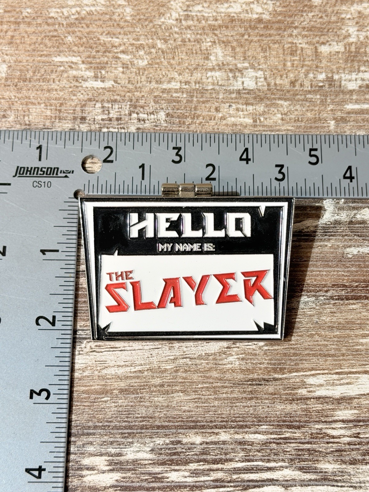Doom Eternal Hello Slayer Pin of The Month #15 Figure Praetor Helmet