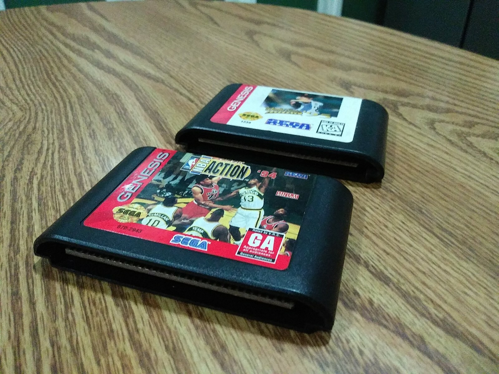 Lot Of 2 Sega Genesis Sports Games Tested Working NBA Action 94 World Series 95