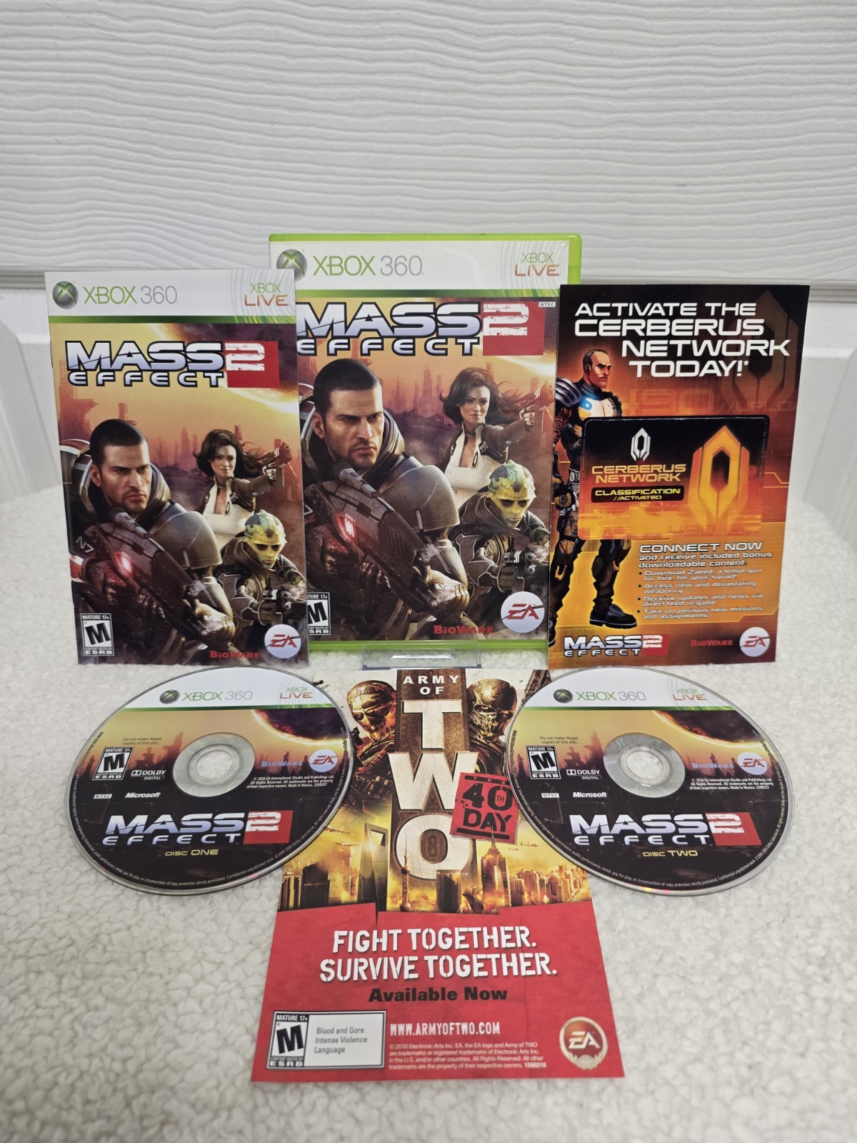 Mass Effect 2 (Microsoft Xbox 360) CIB Complete Tested