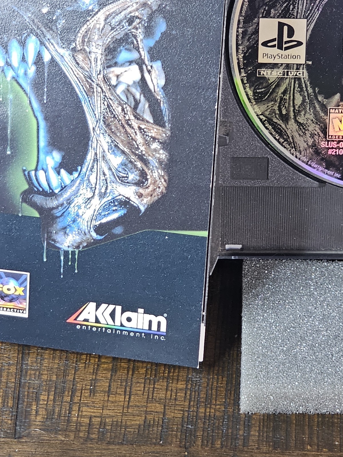 Alien Trilogy Sony PlayStation 1 Long Box, Complete In Box