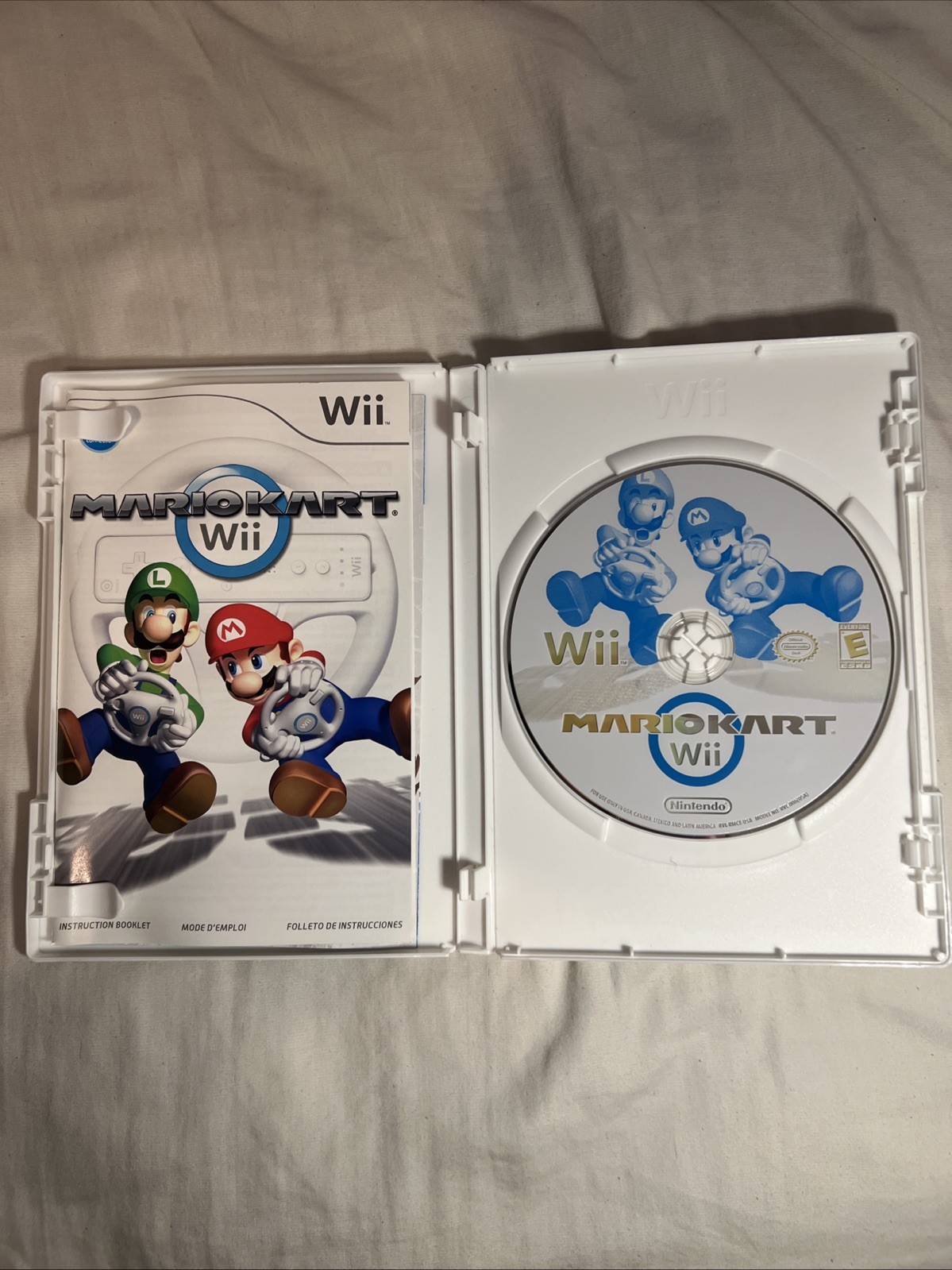 Nintendo Wii Game Mario Kart Wii Complete With Manual Racing Classic