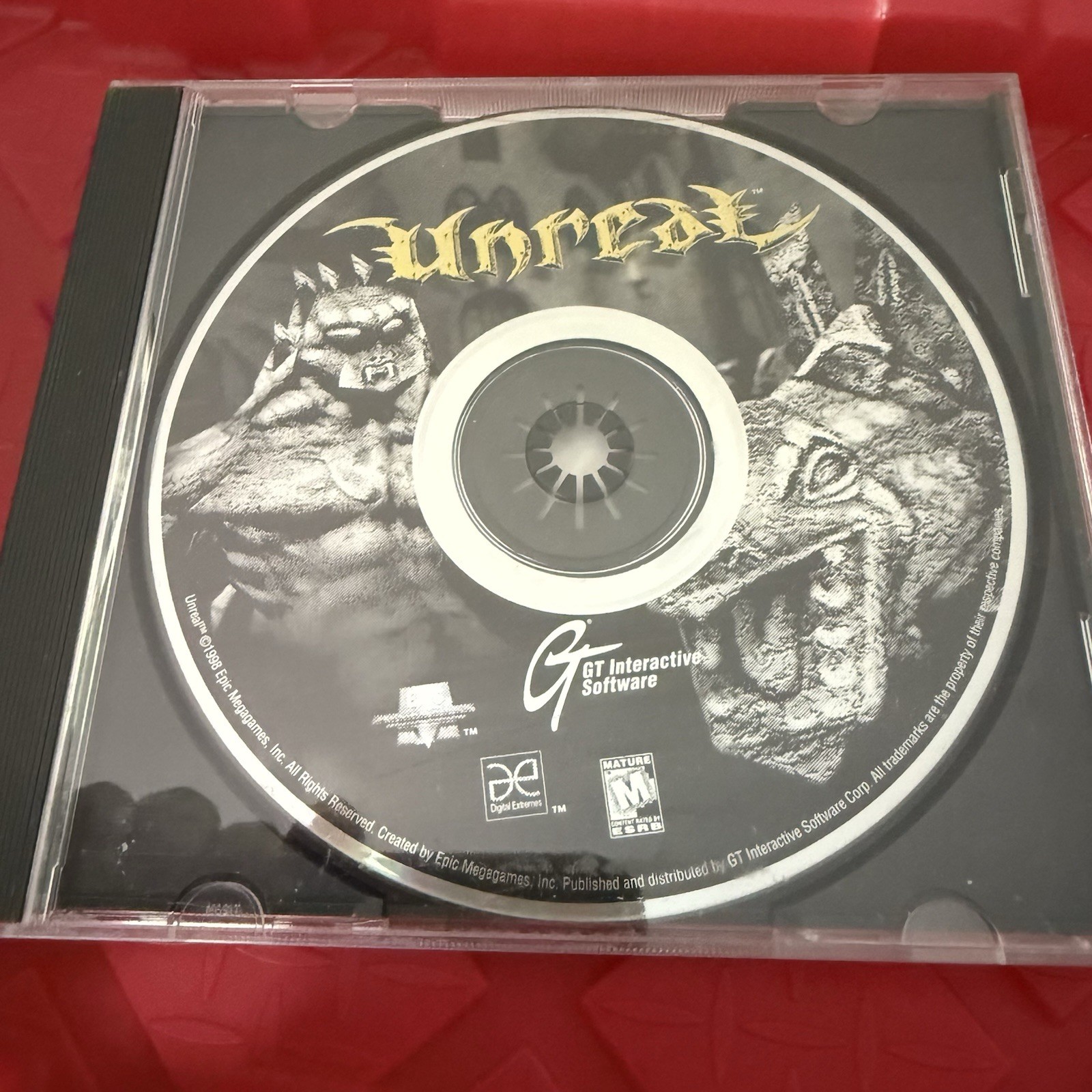 Unreal (PC, CD-ROM) Megagames 1998 GT Interactive Software Windows 95/98 CD