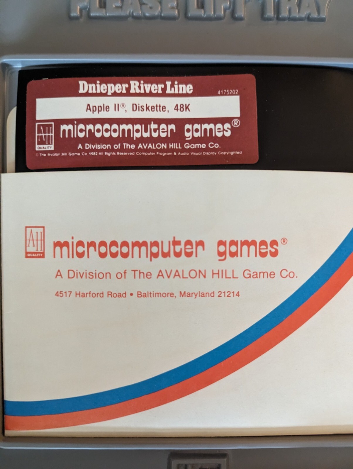 Dnieper River Line Computer Game Avalon Hill Apple II 48k Punched Complete HTF