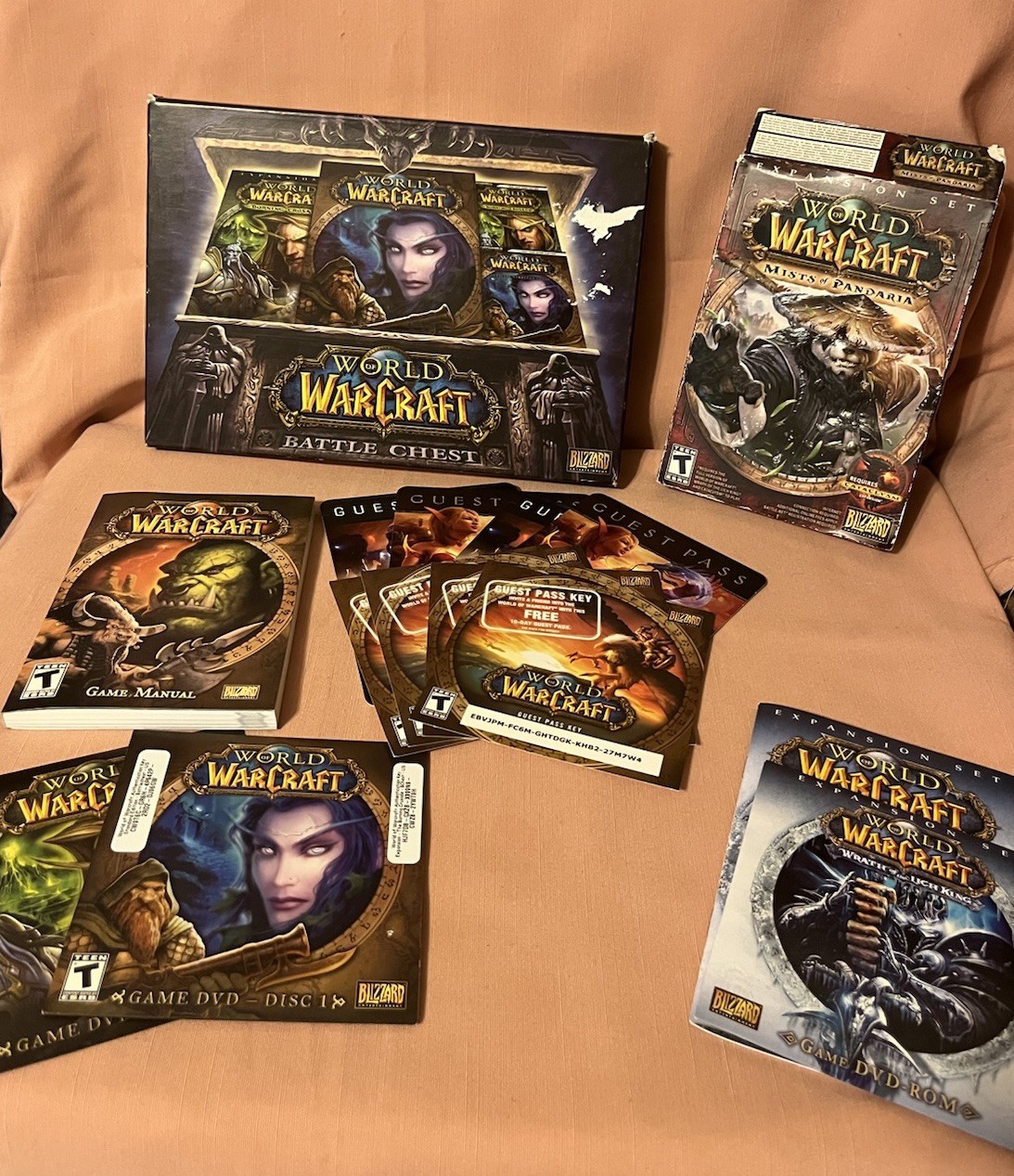 Blizzard World of Warcraft Battle Chest/Mists of Pandaria Warth &1 other Exp pk