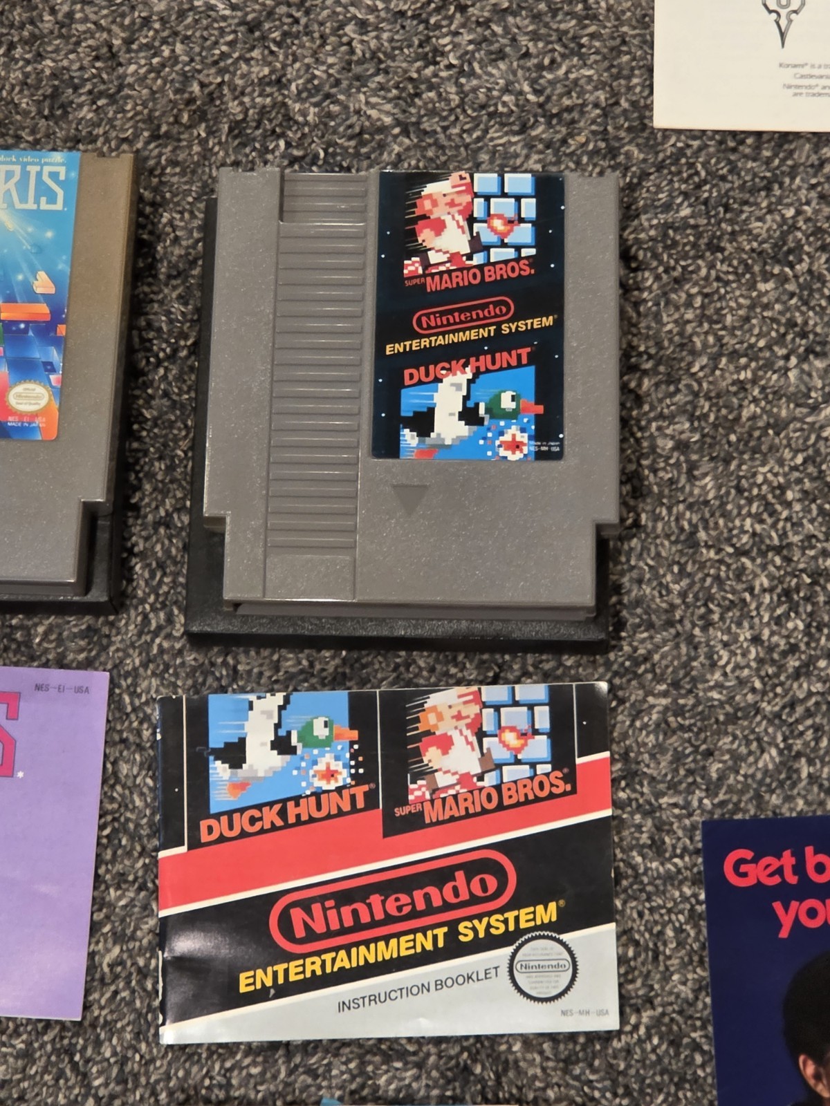NES Nintendo Bulk Lot 1 Console 21 Games +4 Remotes + Zapper + Posters + Manual