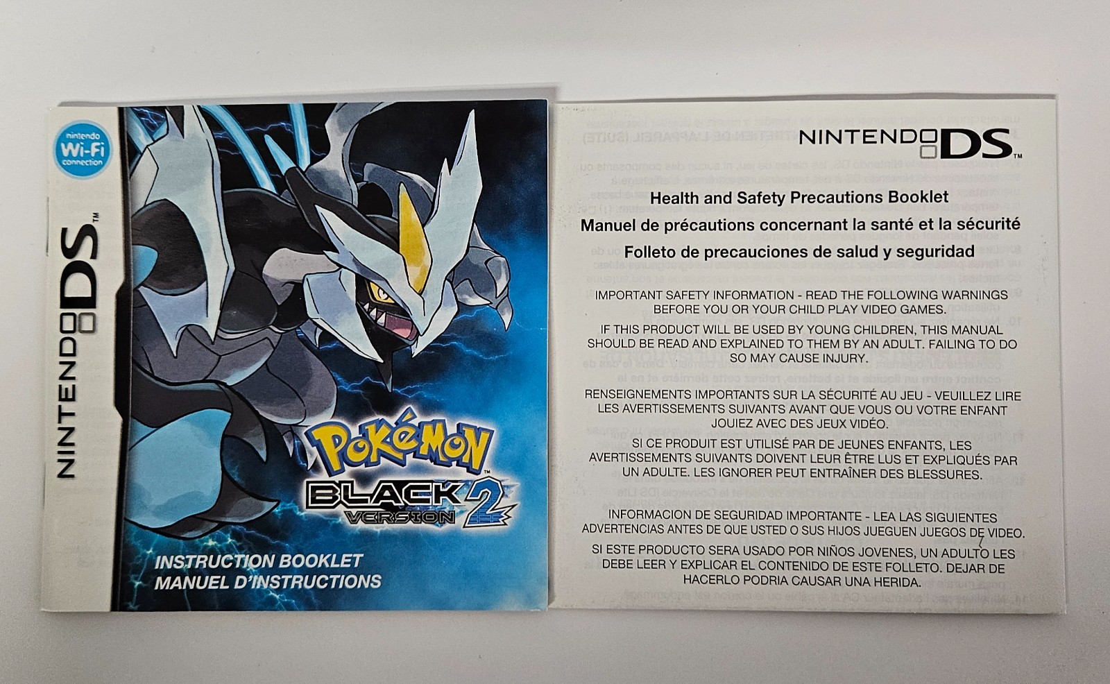 Pokémon Black Version 2 Nintendo DS w/ Box & Manual TESTED SEE PHOTOS