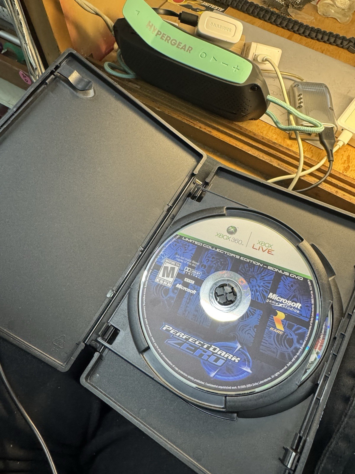 Perfect Dark Zero –Limited Collector’s Edition (Microsoft Xbox 360, 2005)