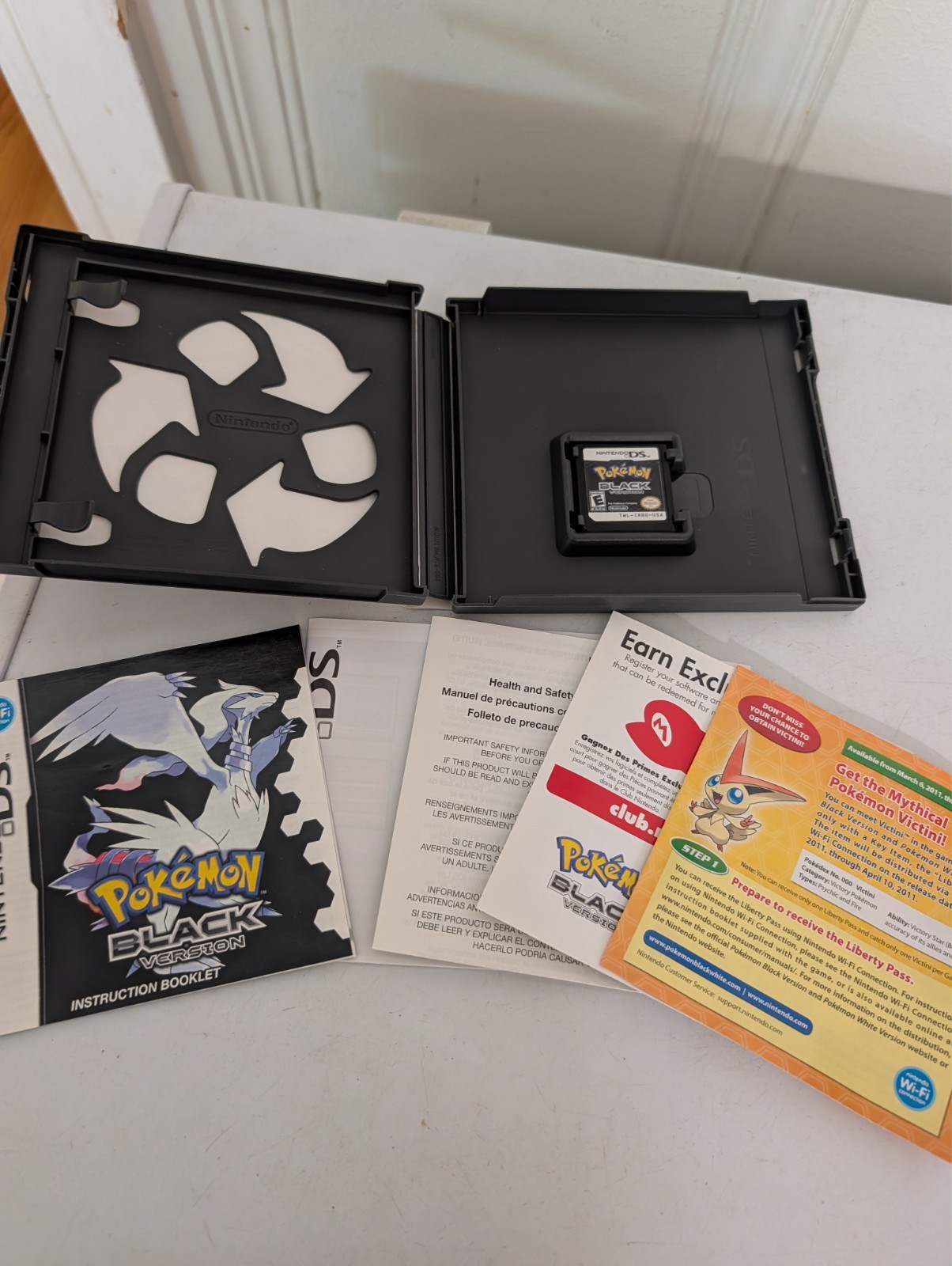 Pokemon Black Version – Nintendo DS – Complete Cib – Tested – Authentic