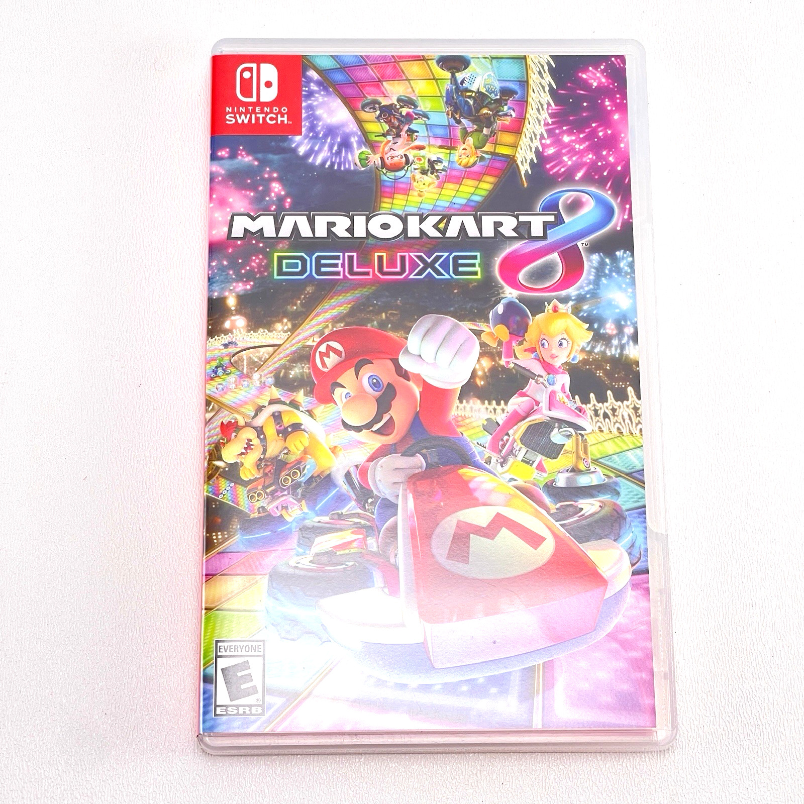 Mario Kart 8 Deluxe Nintendo Switch Game w/Case – Tested & Works – Free Shipping