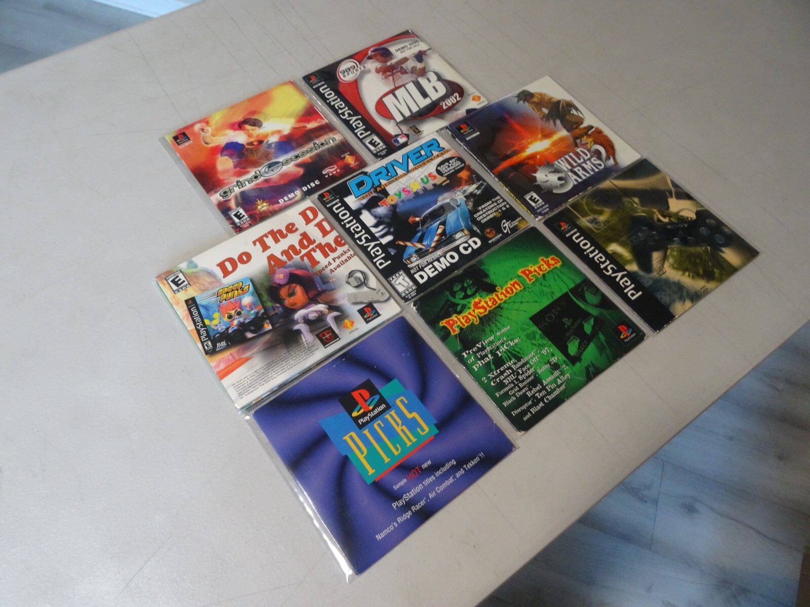 Lot OF 8 – Playstation 1 PS1 Magazine Demo Discs Underground . CIB ALL COVERS