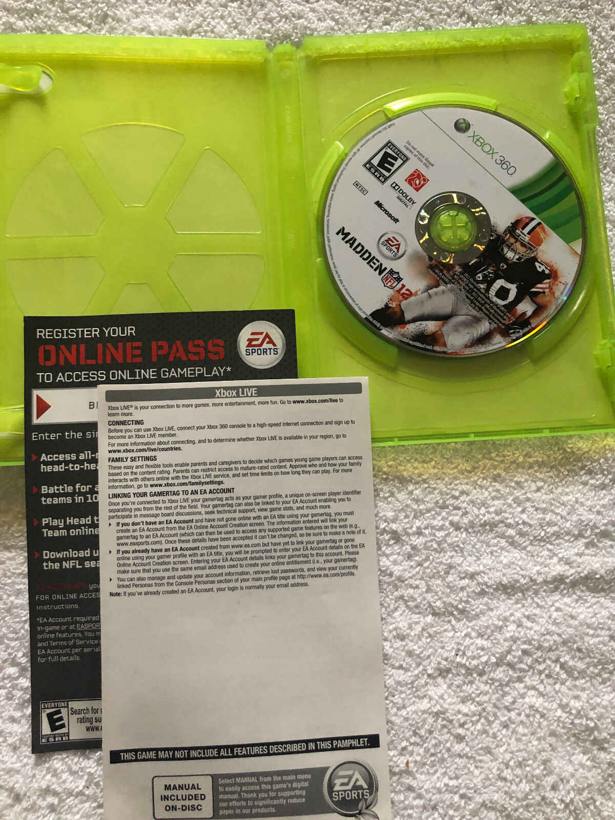 Madden NFL 12 Xbox 360 No Manual Included Good Condition Tested