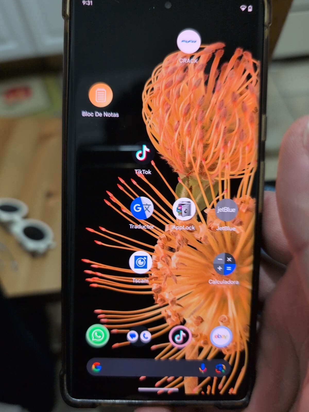 Un Celular Con Cuenta De Tiktok