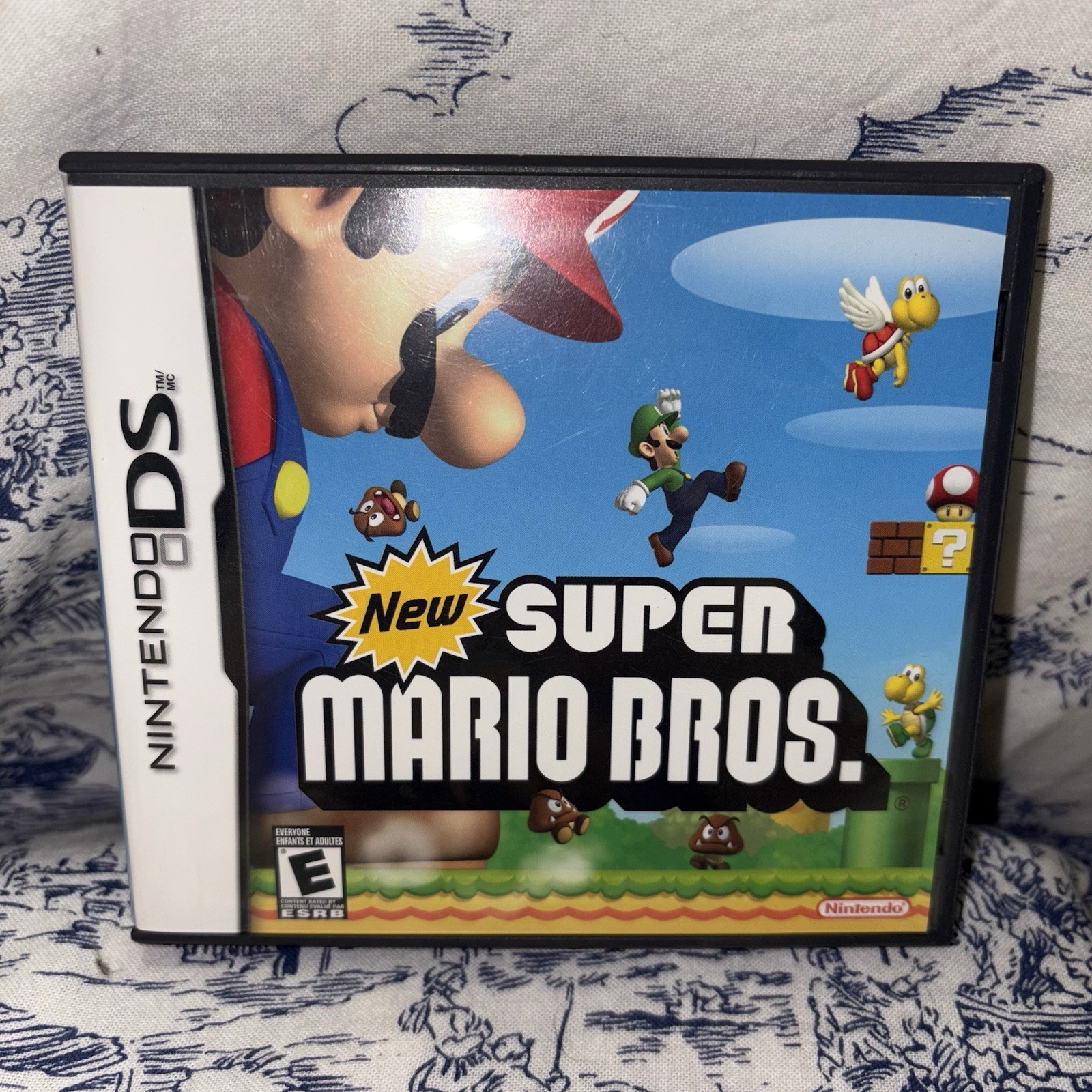 New Super Mario Bros. (Nintendo DS, 2006) Complete With manual Cib
