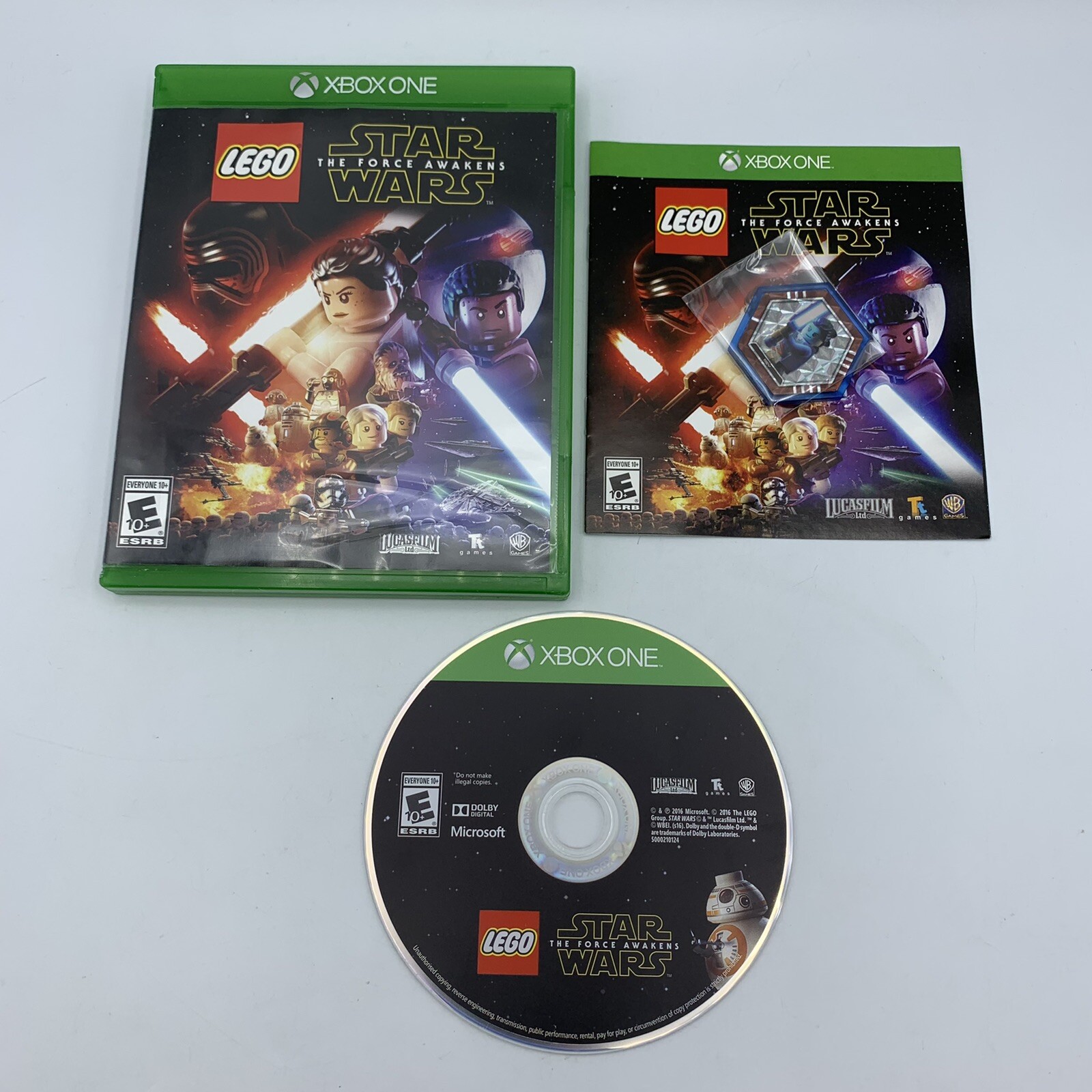 LEGO Star Wars: The Force Awakens (Xbox One) Complete W/ Manual & Rey Disk/Token