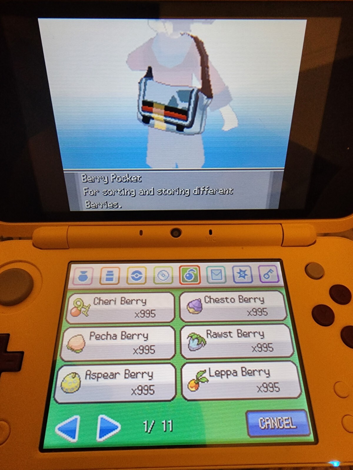 Authentic Nintendo DS Pokemon HeartGold 493 Shiny Pokemon No BOX CIB *pics*