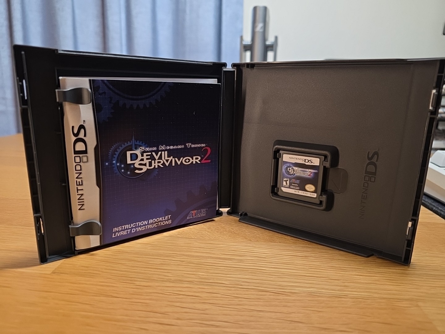 Shin Megami Tensei: Devil Survivor 2 Nintendo DS Complete CIB