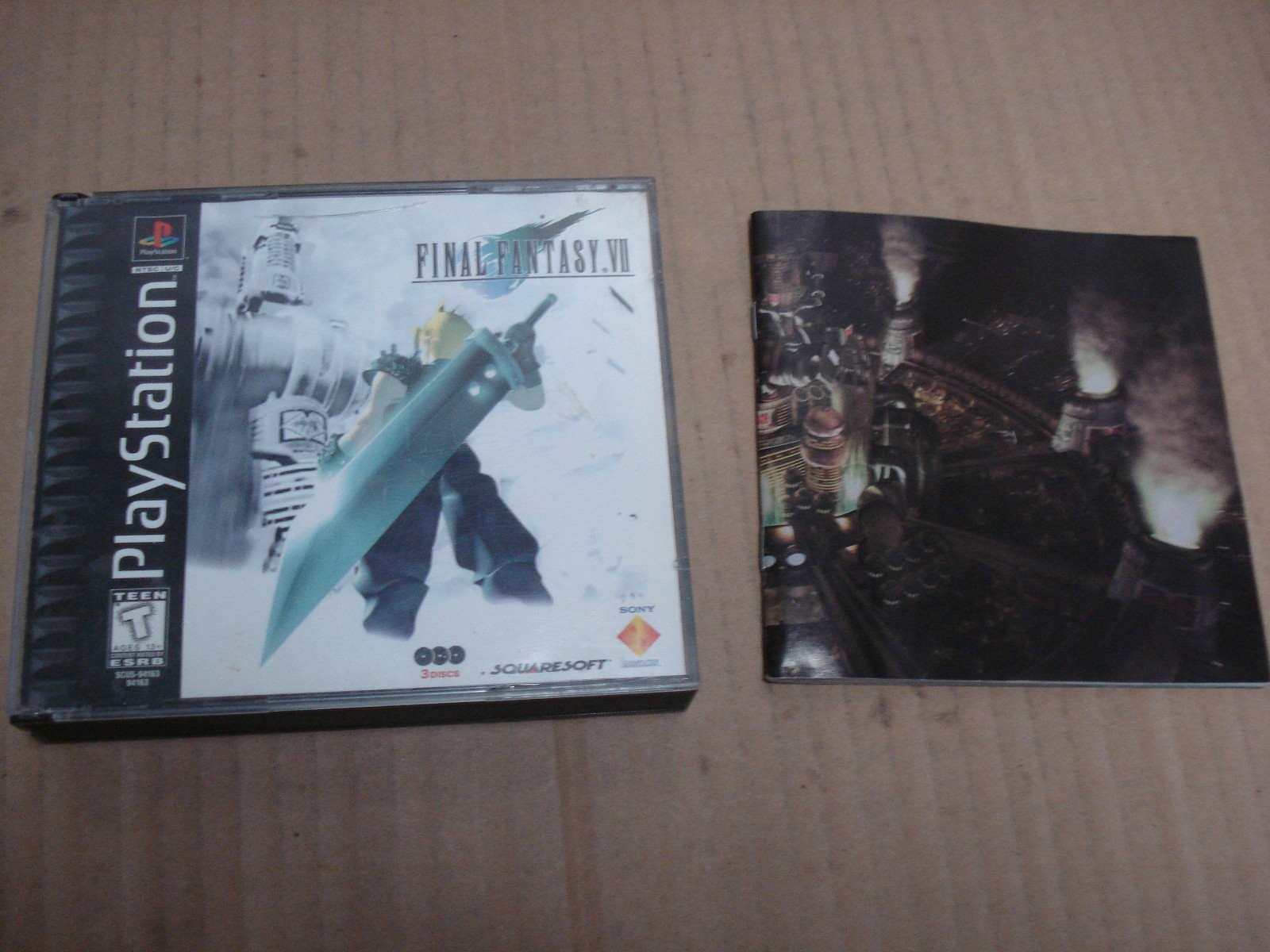 Final Fantasy VII PlayStation 1 1997 w Manual