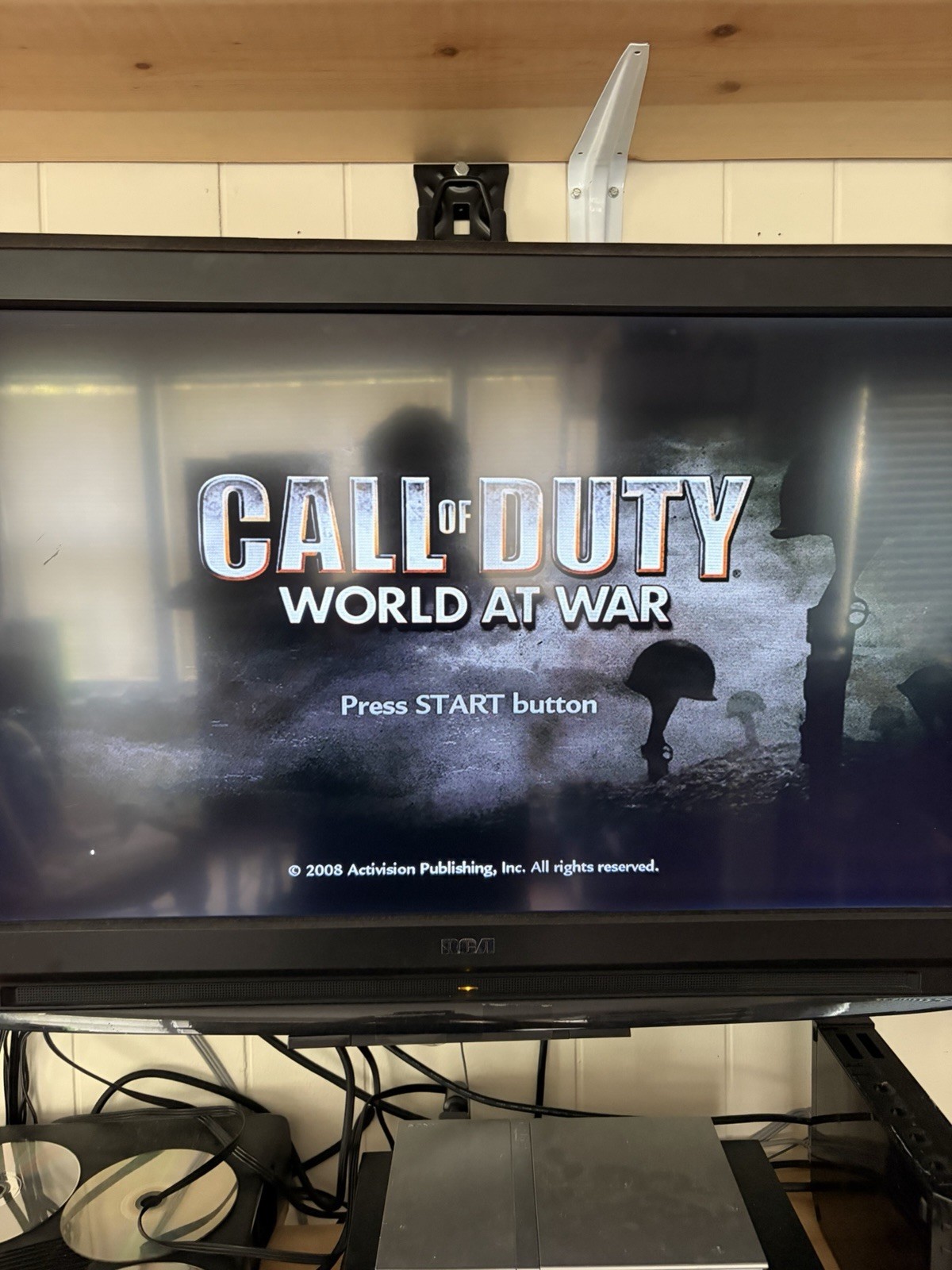 Call of Duty 2, 3 & World At War -The War Collection (Microsoft Xbox 360) Tested