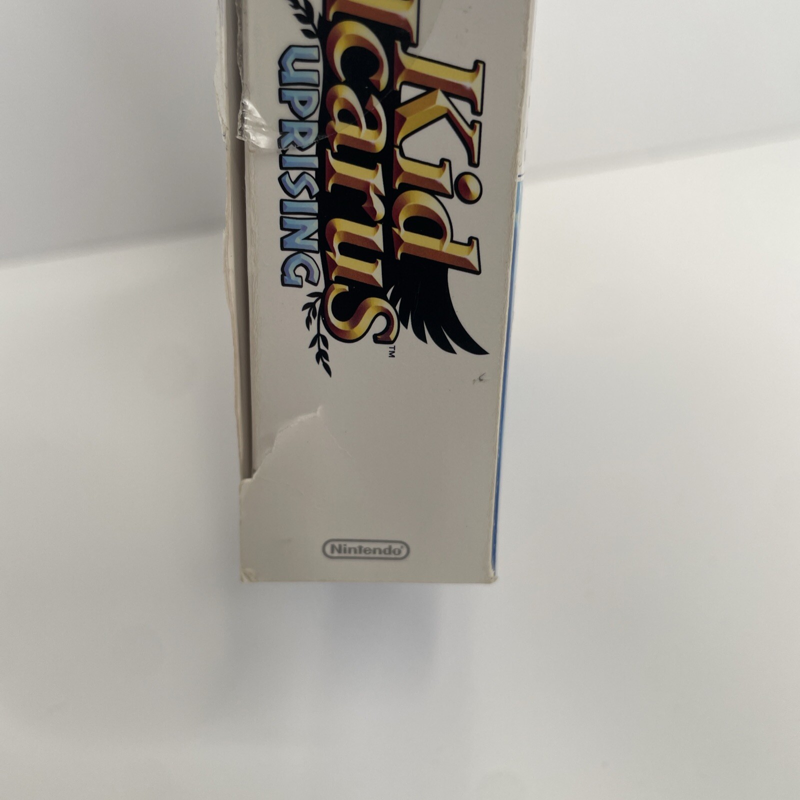 Kid Icarus: Uprising (Nintendo 3DS, 2012) Big Box
